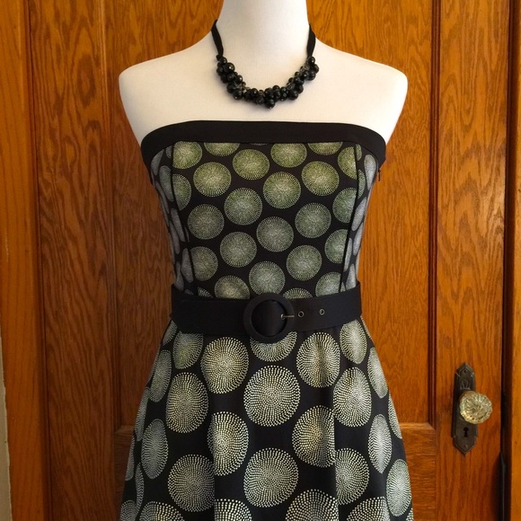 WHBM▪️Strapless Dress - Picture 2 of 6